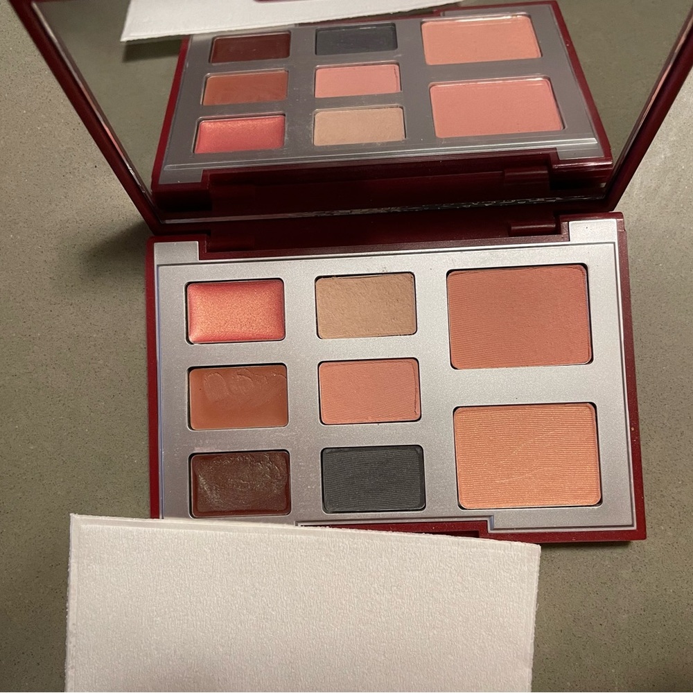Laura Mercier Makeup Pallette